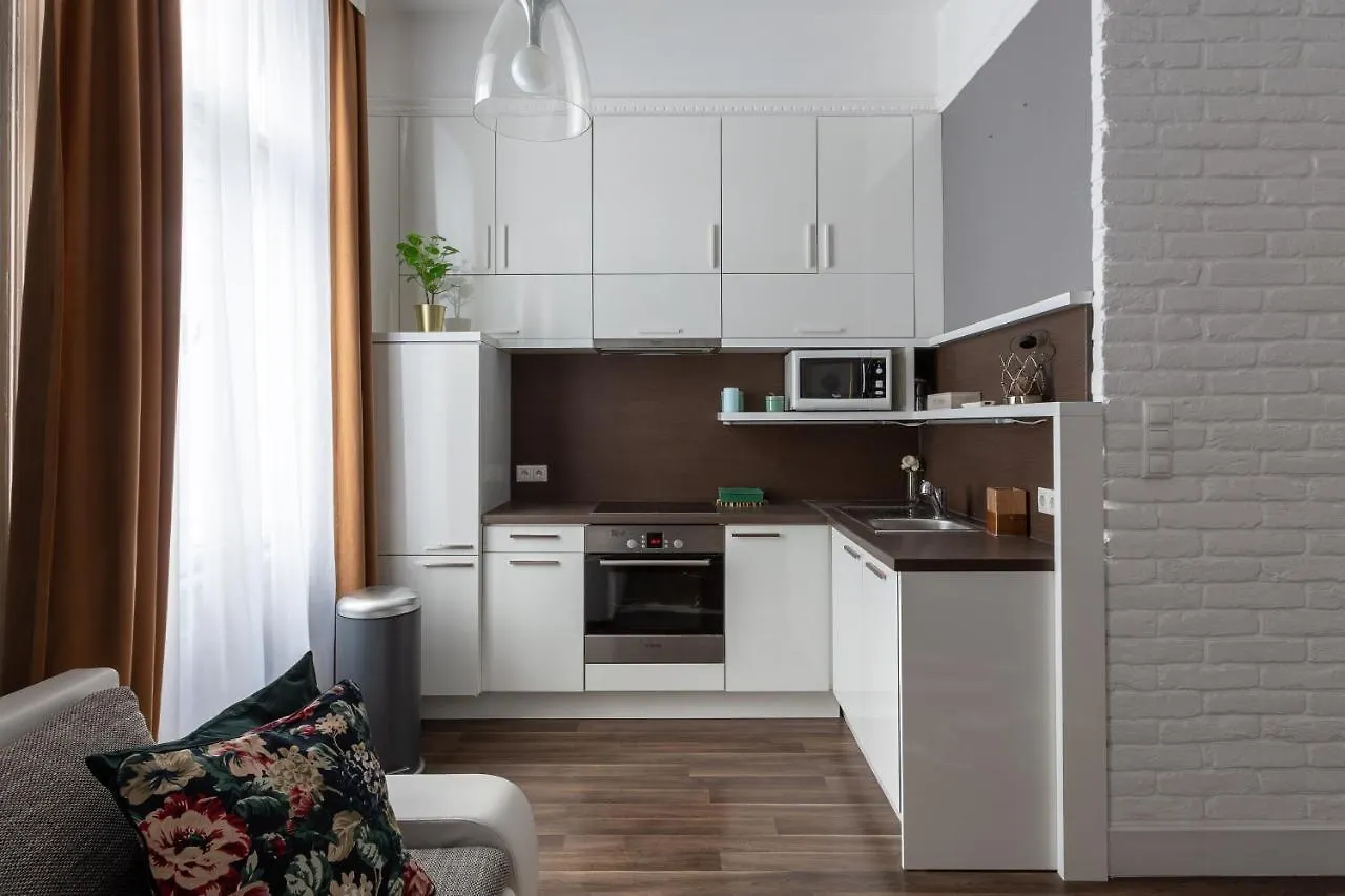 Apartment Vintage Downtown Home By Izabell Budapest Hungary