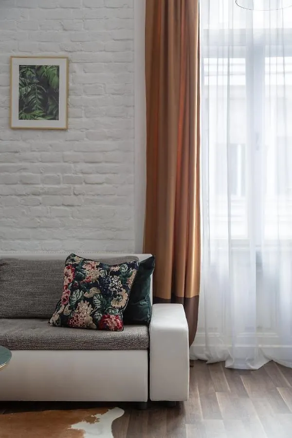 Vintage Downtown Home By Izabell Budapest 0*,