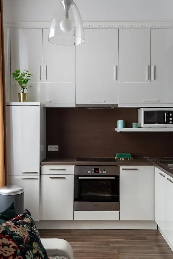 Vintage Downtown Home By Izabell Budapest